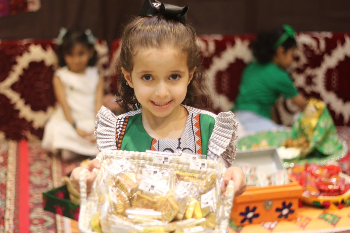 ghars_ksa's tweet photo. مقتطفات من فعالية #سعف_النخل مع #غرس https://t.co/tpWXrBTyW9