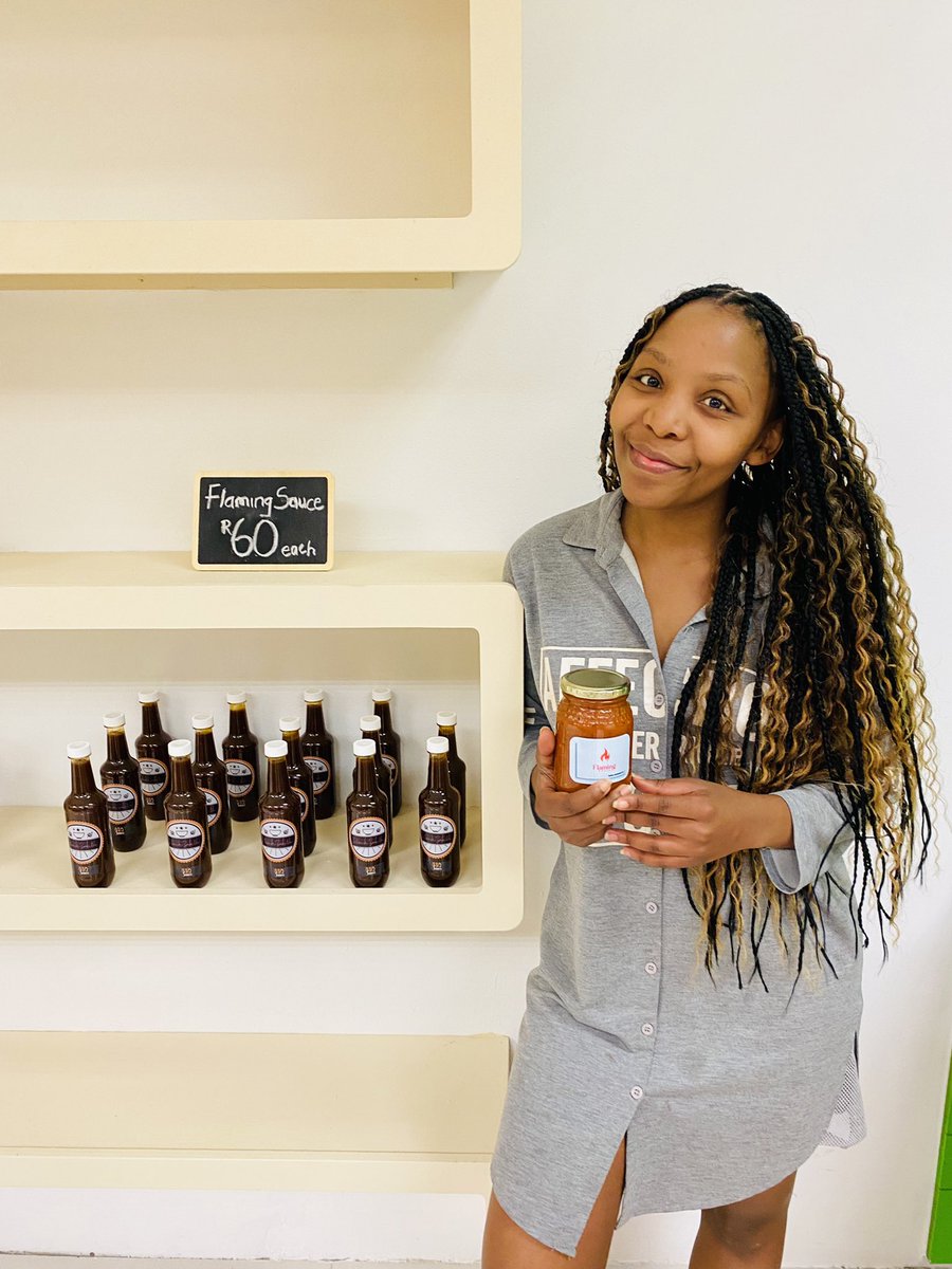 mbewuproduce's tweet photo. And we’re off! 🚀 Our grand opening was a huge success, Randburg will never be the same again 🤗

Thank you to all who popped in, tasted  a hot relish, washed it down with kombucha &amp; walked away with yummy bakes 🤤 

We’re open Mon-Sun, Randburg Square https://t.co/BKS9YQTP4H