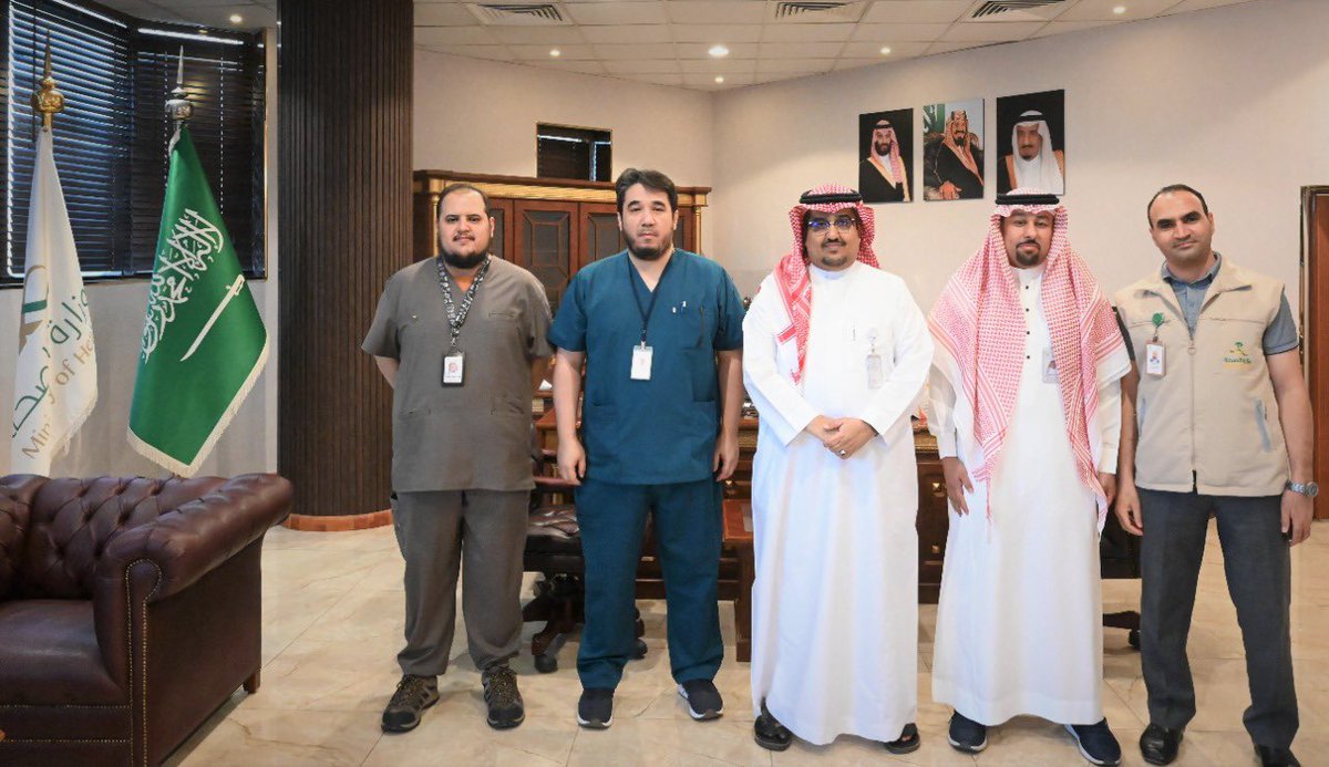 MOH_Madinah's tweet photo. مدير عام الشؤون الصحية بمنطقة المدينة المنورة د.سامي الرحيلي يطلق الحملة الوطنية للتطعيم ضد الانفلونزا الموسمية لموسم شتاء 1444هـ ايذاناً ببدء الحملة من خلال الجهات المقدمة للتطعيم بمراكز الرعاية الأولية والمستشفيات الحكومية والقطاع الصحي الخاص بمنطقة المدينة المنورة
#صحة_المدينة https://t.co/lj3PATVei3