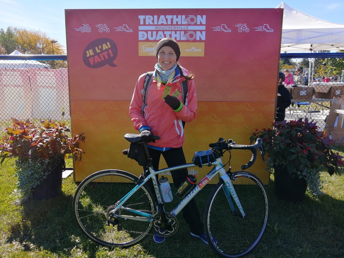GendronAnnick's tweet photo. #triathlonduathlonboucherville @LowesCanadaCorp Record personnel en Triathlon olympique - 02:44:16 - 1ere position chez les femmes 🥇 Merci @Boucherville_ pour le bel événement encore cette année 🏊‍♀️🚴‍♀️🏃‍♀️ https://t.co/iGXaOfvoqO