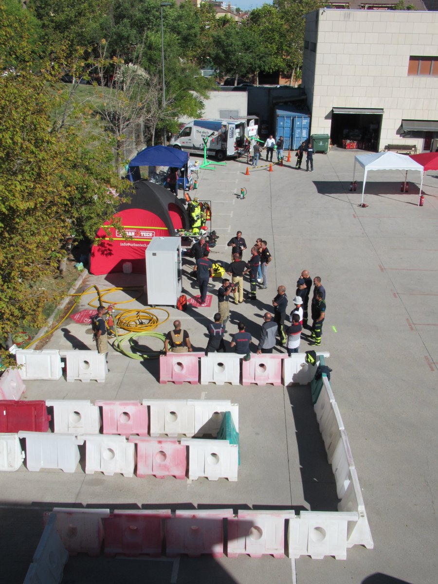 PRLbomberos's tweet photo. 4/4 Resumen en imágenes de lo vivido en Alcorcón.
Estamos satisfechos de cómo ha salido. El feedback que nos han dado es bueno.
Gracias a todos los que nos acompañaron, a los patrocinadores y colaboradores.
Andamos cansados pero ha merecido la pena. Ya pensando en el siguiente.💪 https://t.co/09Q9TXrvmV