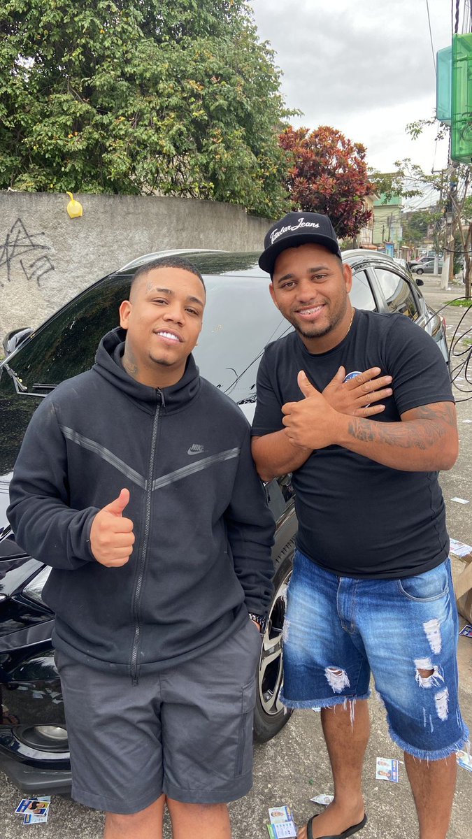 Penochaoo's tweet photo. Cria da Pavuna porra Tmj Borges https://t.co/EMInptLyse