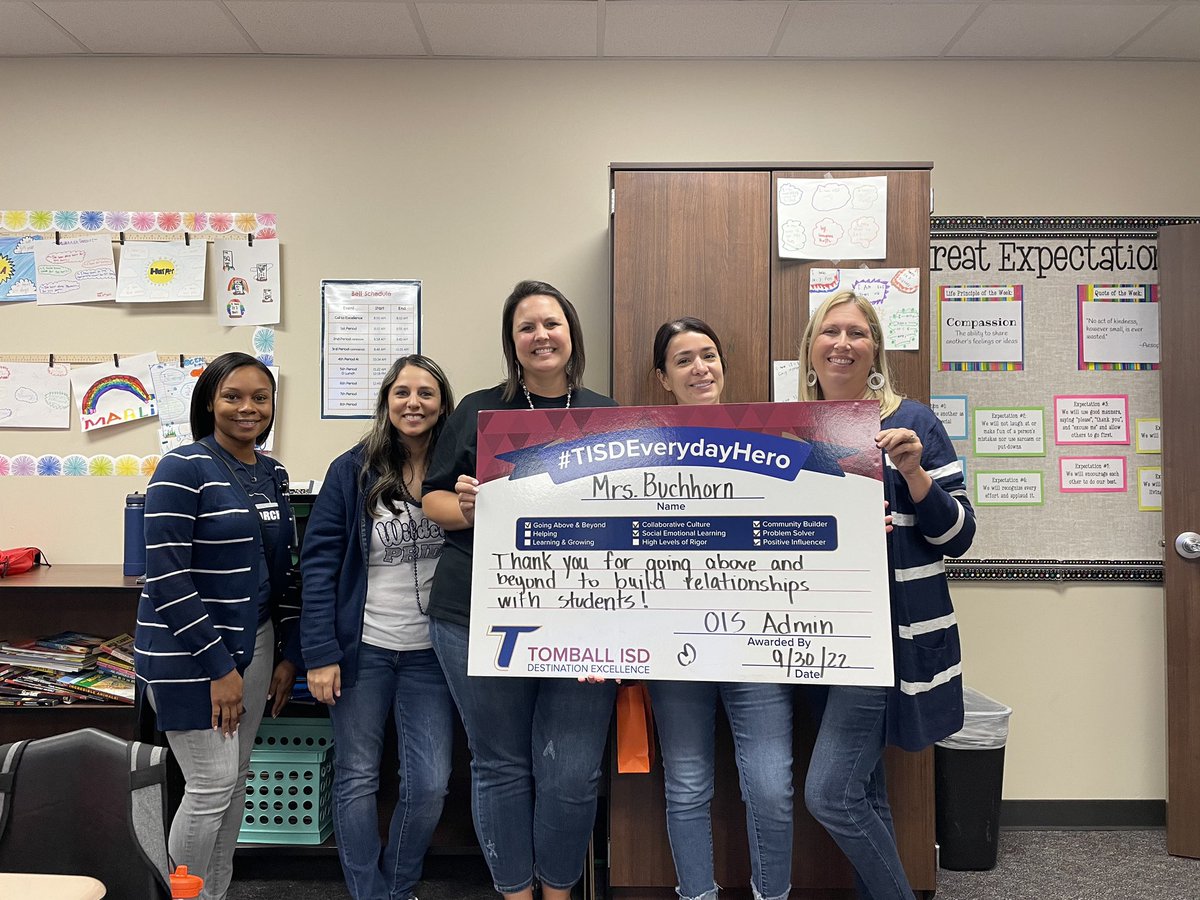 TISDOIS's tweet photo. We got to shout two special ladies this week!  Both of these ladies have the biggest hearts and love building relationships with their students @Leach_OIS @cmbuchhorn https://t.co/AZdzFTQ1TL