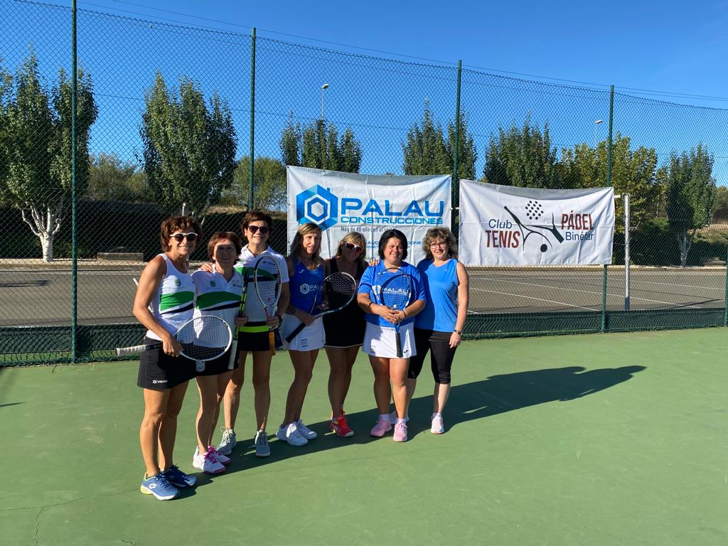CTPBinefar's tweet photo. 👉 Hoy parte del equipo +50 Femenino ha vuelto a la competición.

🆚️ Se han enfrentado a las chicas del Stadium Casablanca las cuales han mostrado un altísimo nivel llevándose la victoria por 2 a 0.

🆙️ Nuestras compañeras han mostrado un gran nivel pero no ha sido suficiente https://t.co/1mFQjLRv0u