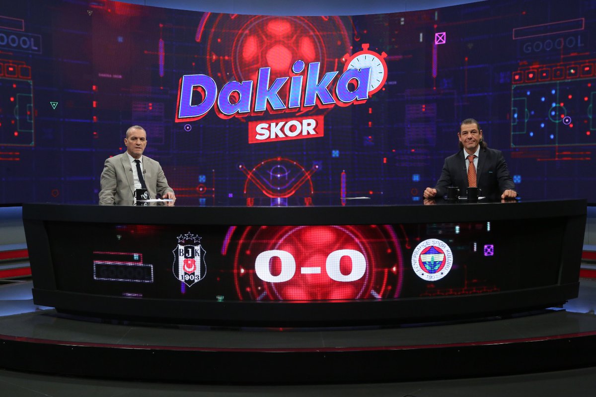 Beşiktaş-Fenerbahçe maçının canlı anlatımı ile Dakika Skor, <a href="/AlpOzgen_/">Alp Özgen</a>’in sunumu ve <a href="/AltanTanrikulu/">Altan Tanrıkulu</a>’nun yorumlarıyla şimdi canlı yayınla TV8,5'ta.

 #DakikaSkor | #AlpÖzgen | #AltanTanrıkulu | #TV8Bucuk