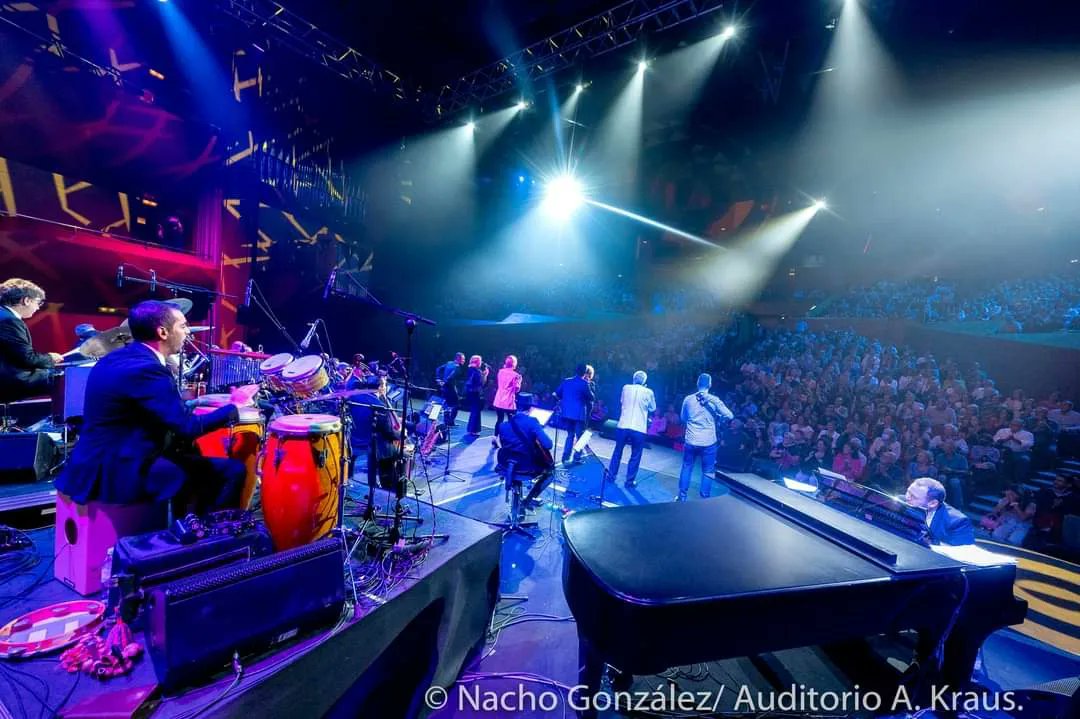 GranCanariaBigB's tweet photo. Imágenes de lo que fue una noche para la historia musical y cultural de Canarias. Gracias a los que nos han acompañado en este precioso viaje. #grancanariabigbandat25 https://t.co/DS90bzxwpS