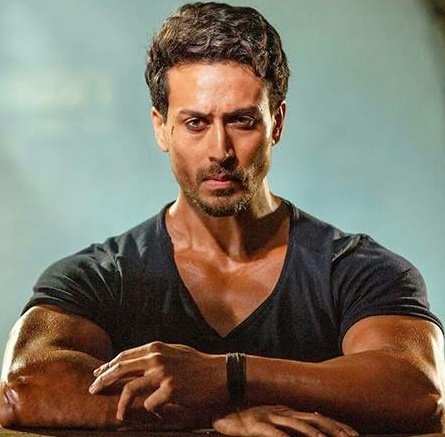 TiaTigera's tweet photo. @tccandler #tccandler #100mosthandsomefaces2022 #100faces2022 ✌ #happygandhijayanti 🥰
#3YearsOfWar ✨✨✨
@iTIGERSHROFF Angel🤗
#TigerShroff Epic King👑
AlltimeAllroundAngelArtist
InternationalIconicStar⚡
EpicKingOfEverything🔥
Youngest Action Superstar https://t.co/9HJoROz4ZZ