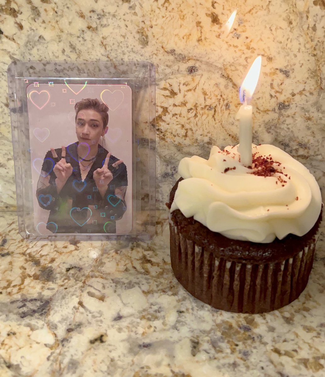 U_MakeSKZ_Stay's tweet photo. Happy Birthday to the love of my life! Chan please always remember that you are loved and important. You mean so much to so many stays including me. Especially SKZ. Please stay healthy and happy! I love you so much!❤️

@Stray_Kids 

#방찬 #BangChan #HAPPYCHANDAY #HappyBangChanDay https://t.co/NJdEcSAZgd