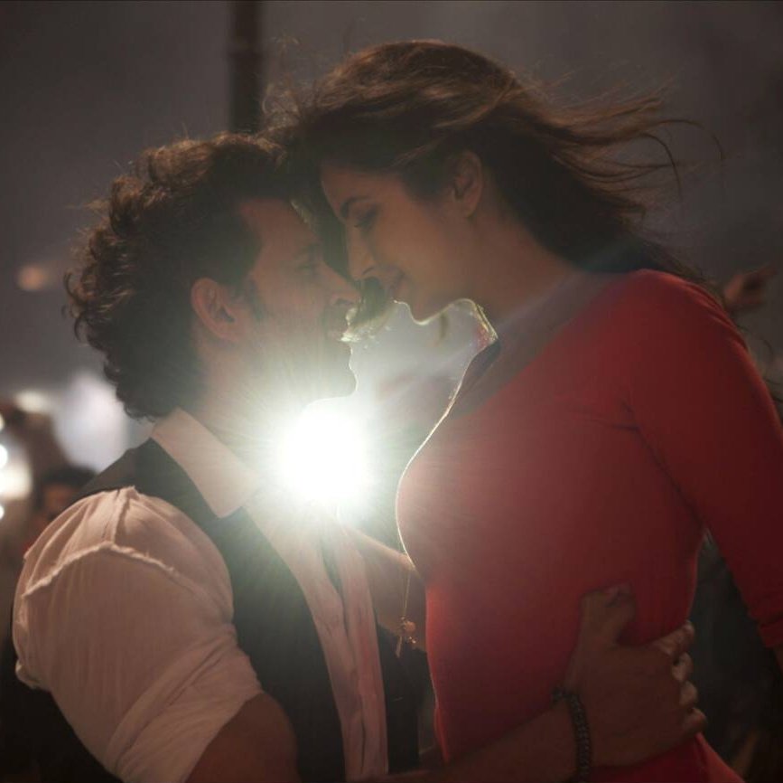 nmffriends's tweet photo. This movie is special to me, marked a start. My first movie of Katrina Kaif, and my first Bollywood film. Action, comedy and romance.✨❤️
I love this movie❤️❤️
#8YearsOfBangBang
#HrithikRoshan #KatrinaKaif https://t.co/Zv4HQbeeqr