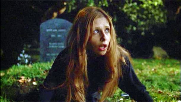 BuffyForums's tweet photo. On Oct. 2, 2001 #BuffySummers came back to life in the two part #BuffyTheVampireSlayer episode "Bargaining" by @martinoxon and @TheDavidFury. You can check out our rewatch review at our #Buffy forums: https://t.co/VSbcHPoRQ1 #BTVS #BuffyLives https://t.co/Dmt7w6DZez
