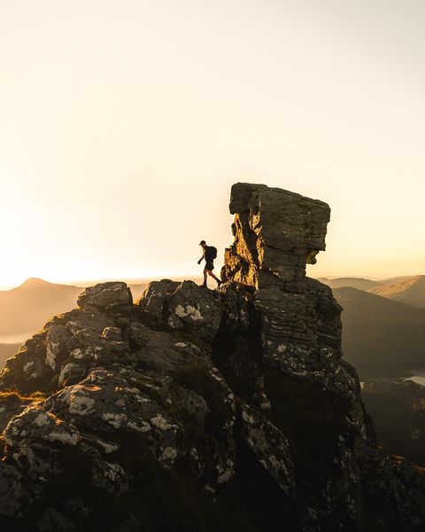 Do YOU know the nickname of this iconic peak? 🏔️ Ben Arthur is commonly known as The Cobbler because of its summit that’s supposed to look like a cobbler bending over his last!

📍 Ben Arthur (The Cobbler), Arrochar Alps
📸 Stunning shot by <a href="/coiacreative/">Dave Coia</a> 

#wildaboutargyll