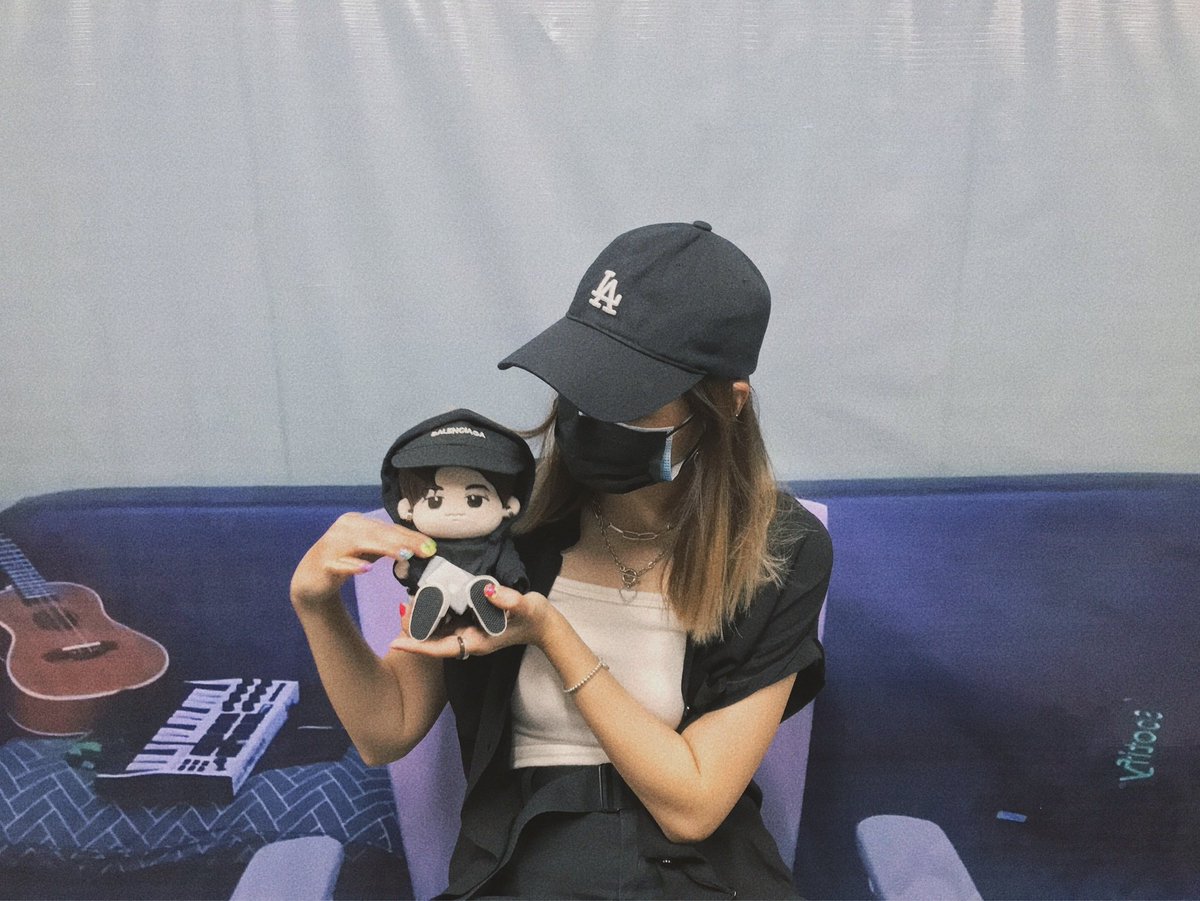 getcoolwithchan's tweet photo. 🐺🎂💖
#missingCB97_1003 https://t.co/QHKzGQLUdx