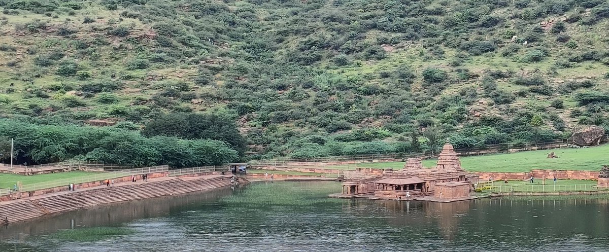 SKGaripalli's tweet photo. #Badami #Badamicavetemples https://t.co/LudxPhURtd