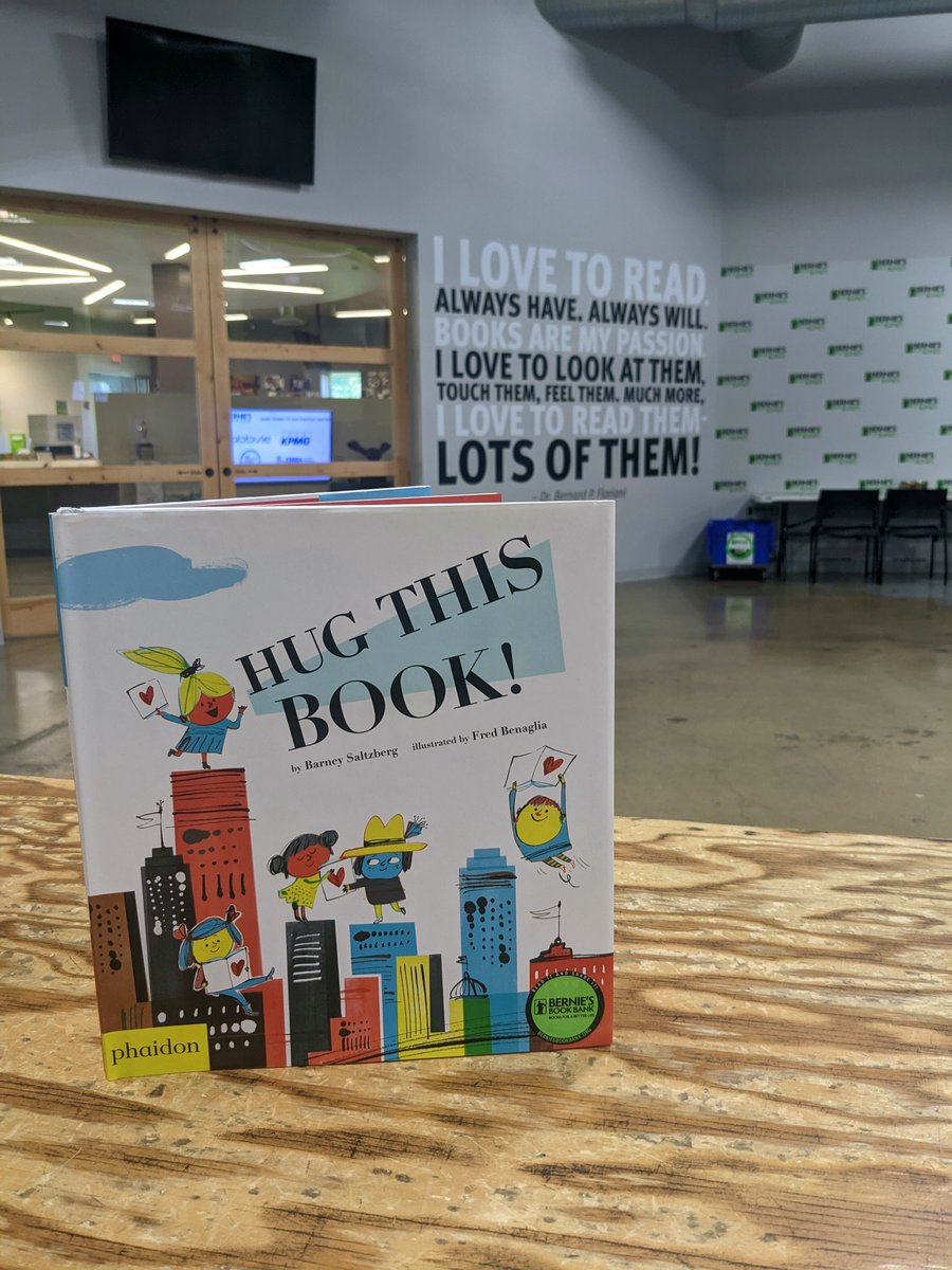 berniesbookbank's tweet photo. October is national Book Month! We love books so much we could hug them! ๐ค ๐
@BSaltzberg
#BooksForABetterLife #ChangeTheStory #NationalBookMonth #Books #Bookstagrammar #HugaBook https://t.co/sRXwwxReHz