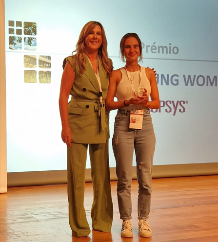 Synopsys's tweet photo. We're very proud of our #SynopsysForGood program & the work that's being done to support communities & education. Their reps recently joined @cdiportugal for the Apps For Good event. Here are some highlights, featuring an award handed out to an innovative young app developer.π https://t.co/2Y4pNE51sl