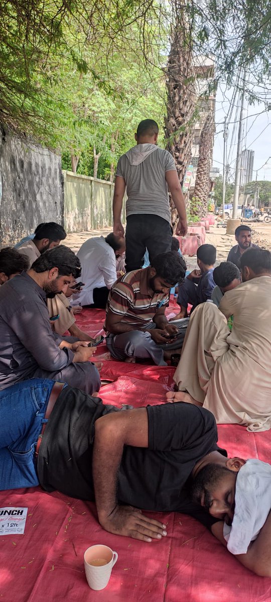 rparas925's tweet photo. #RegularizeJestEctsindh https://t.co/2uXFimKqr0