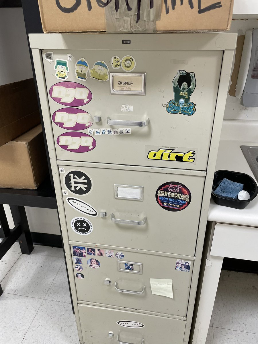 MisEleanorGrace's tweet photo. Full photos of the file cabinet https://t.co/WceELzNmMj