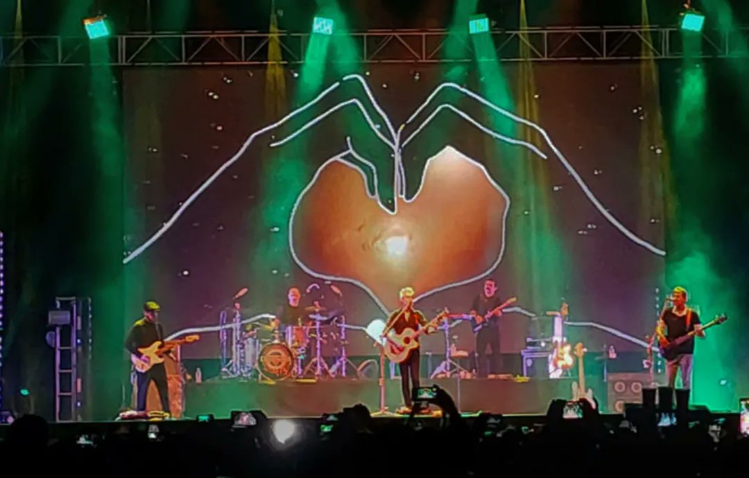 TConnectionMX's tweet photo. Estuvimos presentes en el concierto de @lagusanaciega en el #PepsiCenter
Agradecemos a GG4media por la invitación 😎🤟
Cobertura por @MyriamMJ
Muy pronto nuestra crónica en #TimeConnection https://t.co/CudAtAU3Yk