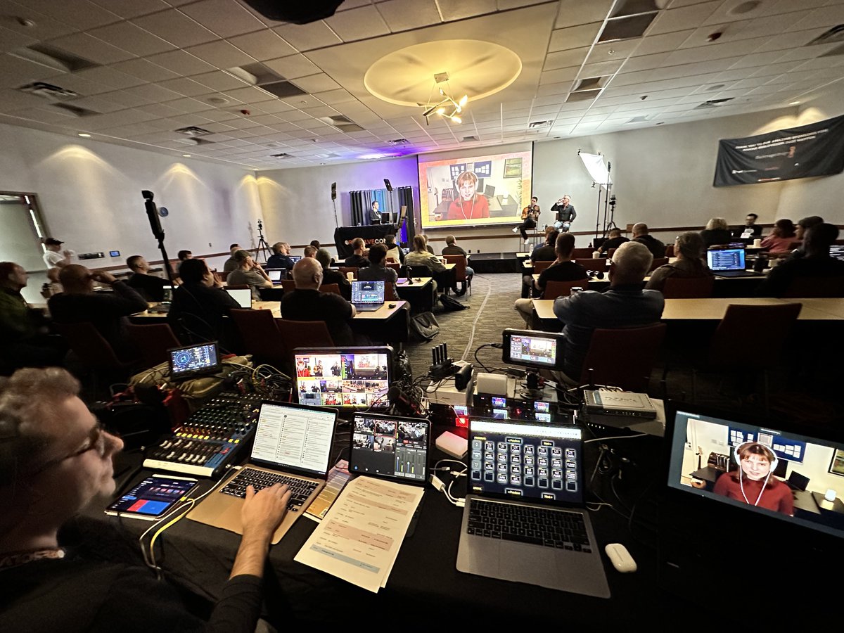photojoseph's tweet photo. Today’s #ResolveCon stream and our BTS stream are both going so much better today! Join me and @aaronpk behind the stream at https://t.co/KQQ7WPz1v3 https://t.co/IOHx00ecUD