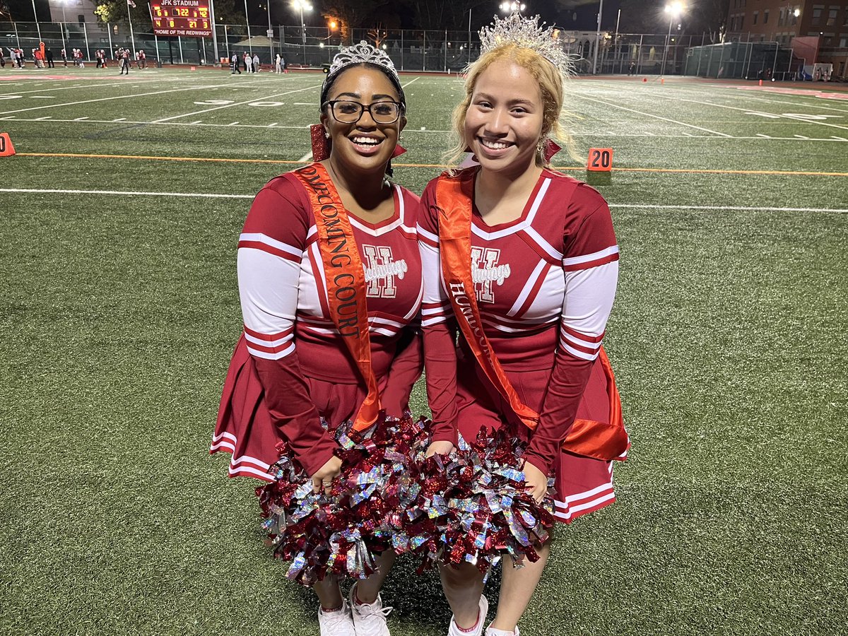 Homecoming Queen and Princess Homecoming Game #Homecoming2022 #Redwings2023 #RedwingsCheer
