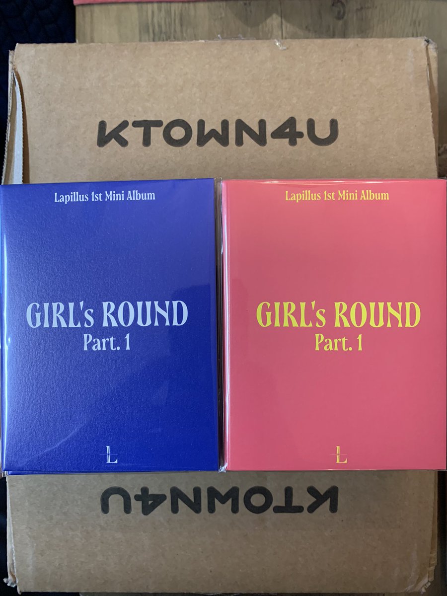warriornopi83's tweet photo. Nice surprise in front of door after my trip to New York City. More albums to add to collection. #Lapillus #Gratata #Haeun #Chanty #Shana #Seowon #Bessie #Yue #GirlsRoundPart1 #Lapillus1stMiniAlbum https://t.co/87uJKC5zSc