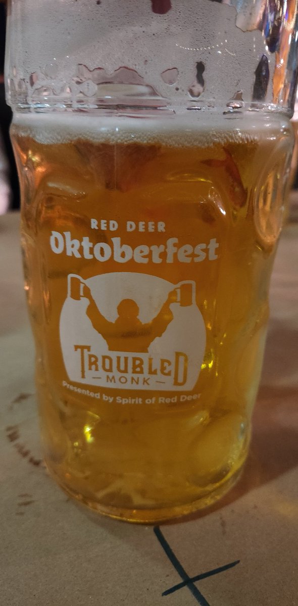 mike_logic's tweet photo. Had a pretty good time at @SpiritOfRedDeer's Octoberfest party yesterday. It was weird being in Red Deer without @melwillerth but seeing @Bookishblunoser, @RealTurkeyLady, @twittem, and @BryceMcIntosh9 was pretty great. https://t.co/81YZceIwSf