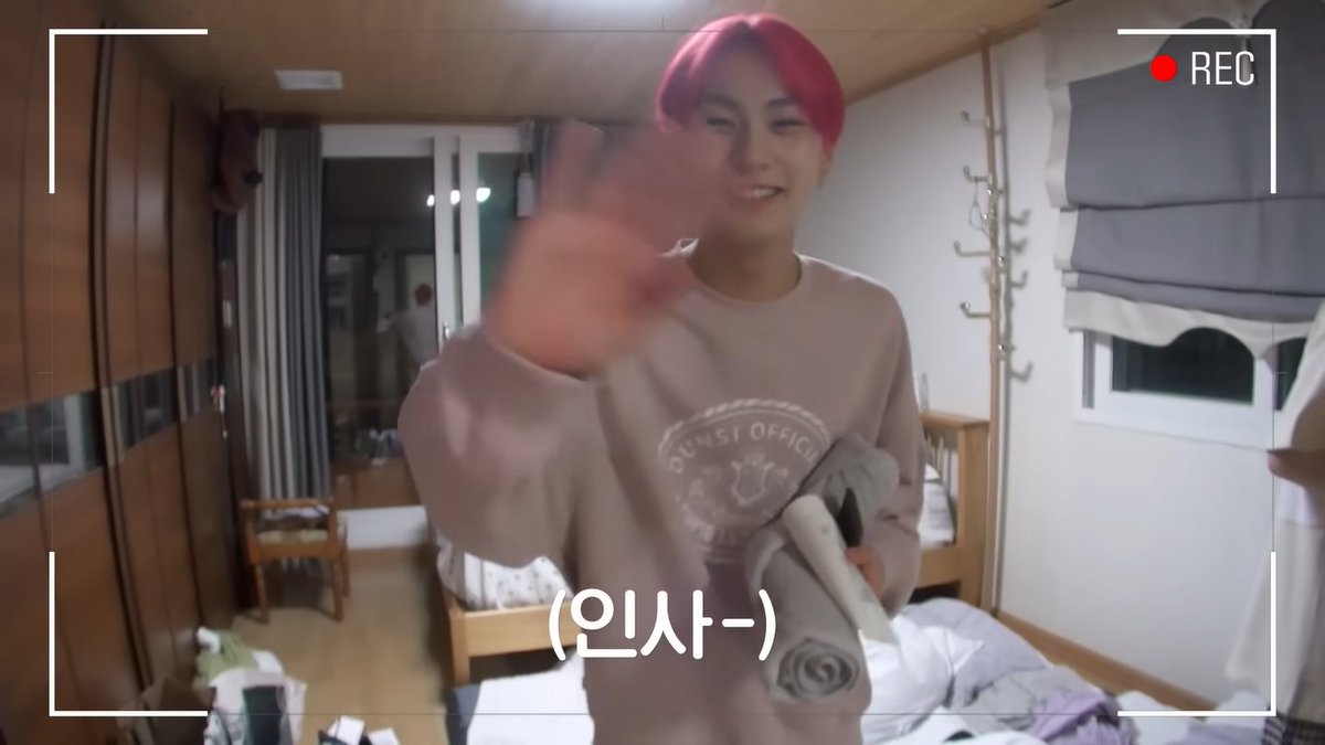 btsjinkookbts's tweet photo. Just our pocketz playing with the camera and acting like twins again!!! They will always be the cutest duo for me!!! #SUNOO #JUNGWON #SUNWON #ENHYPEN #엔하이픈 #SOSOFUN ENHYPEN (엔하이픈) 'SO SO FUN' EP.6 https://t.co/9vM84L9BbI