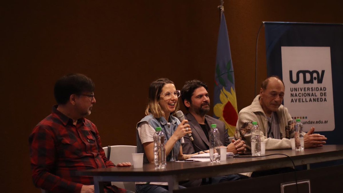 DerechoFederal's tweet photo. III Encuentro Federal de Derecho ⚖️✌️
📍 Edición Avellaneda
Nos volvimos a encontrar ayer, en la Universidad Nacional de Avellaneda para discutirlo todo y transformar el derecho. https://t.co/CUgDS9GHzD