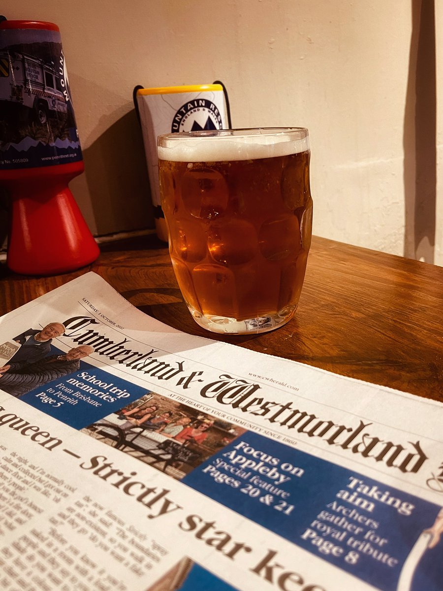 Woo hoo! My ale inspired by my award-winning films produced by <a href="/loweswatergold/">Loweswater Gold</a> is on the bar at <a href="/Duftonpub/">The Stag Inn, Dufton</a> 🍺 Been out for a bimble in the chilly breeze and now reading <a href="/CWHerald/">Cumberland & Westmorland Herald</a> with ale in hand 🍂 #cumbria #pub #local #realale