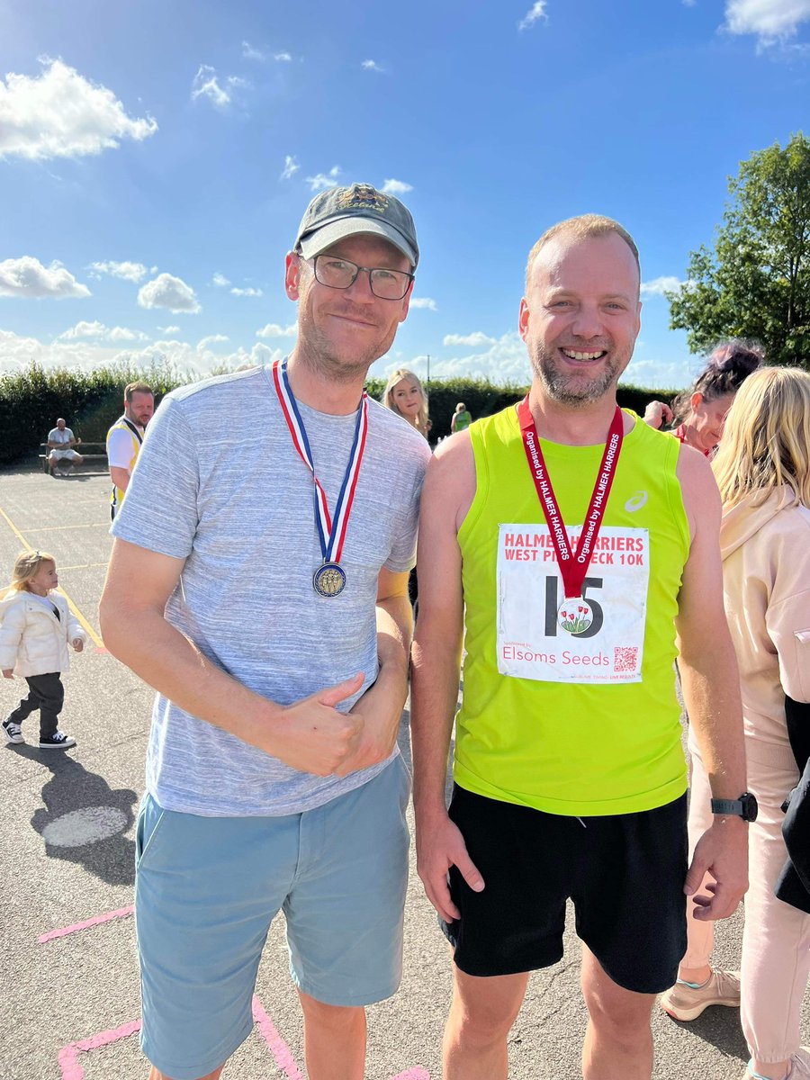 chrisbettinson2's tweet photo. A podium for Matt in the charity 1 mile and a 29th place for @BowserAndy in our local West Pinchbeck 10k kindly sponsored by @Elsomsseeds 👍👍 well done to everyone https://t.co/Gv55EVLc0e