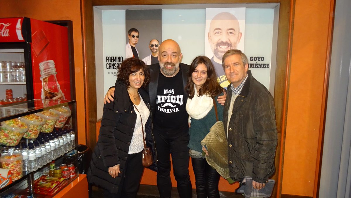 LauraTemez's tweet photo. @Goyojimenez arroba goyo jiménez ya eres tradición en la familia - ¿dónde compramos el bono? 👀💓 https://t.co/qqnhvcKWFm