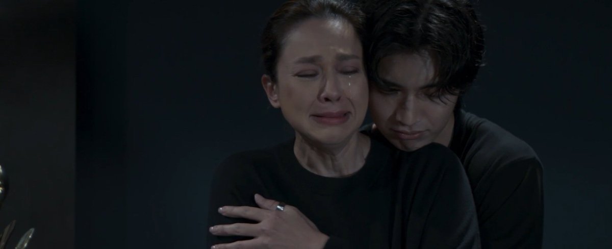 Dramas4thewin's tweet photo. The true line is inside ourselves. It’s a line that no matter what age we are, we have to face. This series has touched my heart &amp; soul. Thank you to all involved.😘 #180DegreeTheSeriesFinalEP

Check out my final review on #180DegreeTheSeries at this link:
https://t.co/c4uyaZoYhr https://t.co/hoi99jV3xl