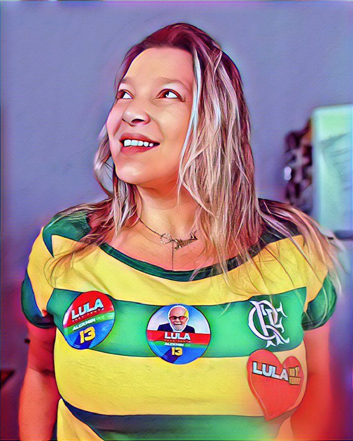 nandafranco's tweet photo. E fui de verde e amarelo pq o meu país 🇧🇷 quer @LulaOficial novamente! #LulaNoPrimeiroTurno13 #Eleicoes2022  #Lulala #FazoL https://t.co/Adicq25Fup