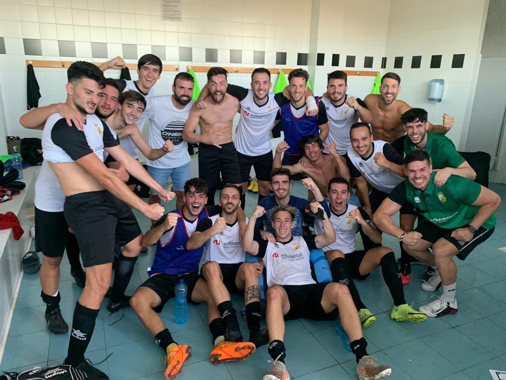 Vamossss!! 💪🏽💪🏽

Gran victoria de equipo ⚽️⚽️

<a href="/UDCarcaixent/">UD.CARCAIXENT</a> ⚪️⚫️