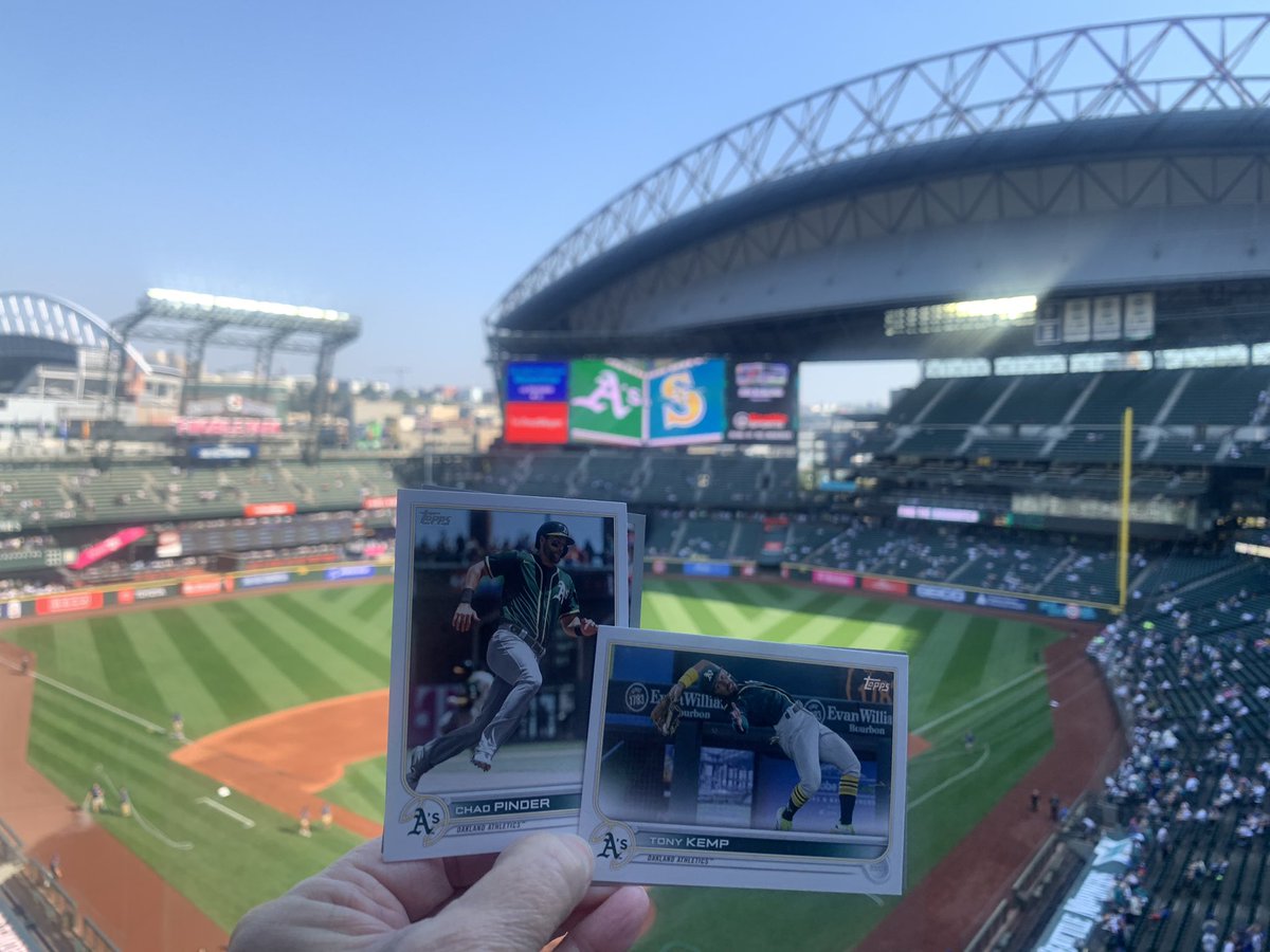 JenTruly07's tweet photo. #SweeplessInSeattle 

Thanks again to security for giving us baseball cards 🥹 today we even got to pick! #DrumTogether https://t.co/vfBKFNXqZx