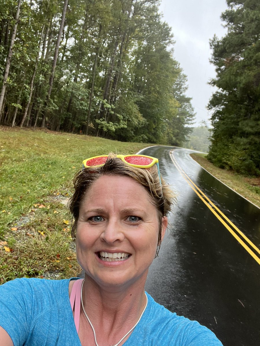 wyzkyd3's tweet photo. My fave kind of weather for running! Grateful my hubs joined me for 4 mi. Determination pays off. #FitEducators https://t.co/ilhKXCzlOJ