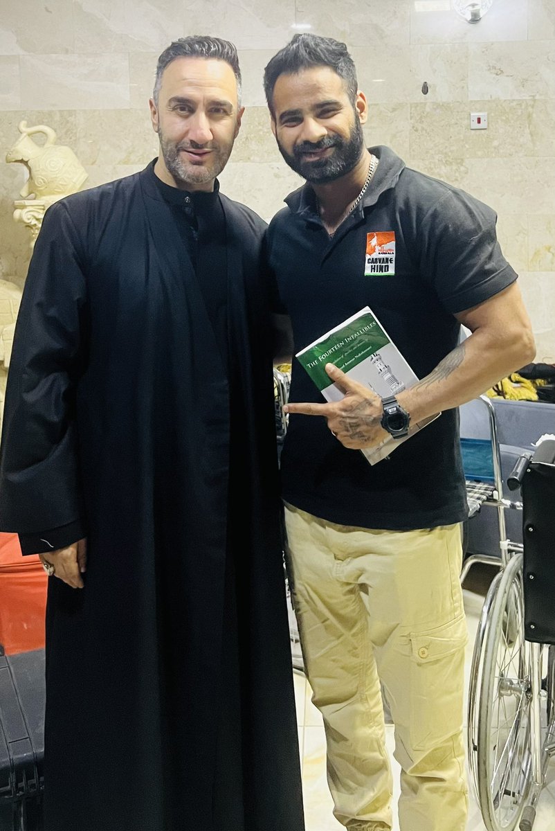 supermuj's tweet photo. With The man himself …#arbaeen2022  #SAN https://t.co/8sKVS2PTTy
