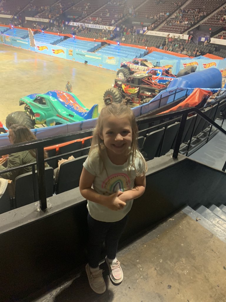 Tinabug99's tweet image. #HotWheelsMonsterTrucksLive