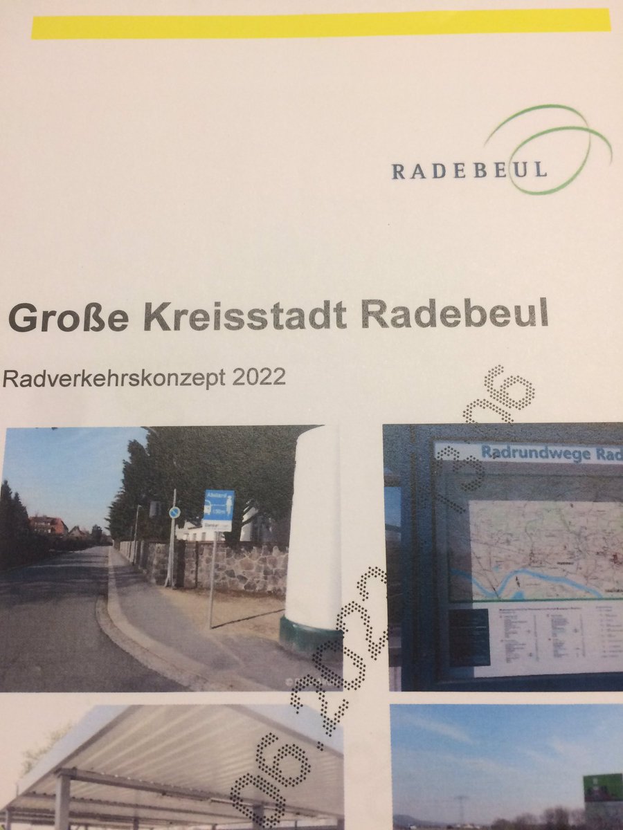 AntifazelleA's tweet photo. Es ist mit gerade wieder in die Hände gefallen. Was wird aus dem Radverkehrskonzept der Großen Kreisstadt #Radebeul Gibt es schon Überlegungen oder ist es ein „totgeborenes Kind“ #Wendsche https://t.co/WV2oS2i46i