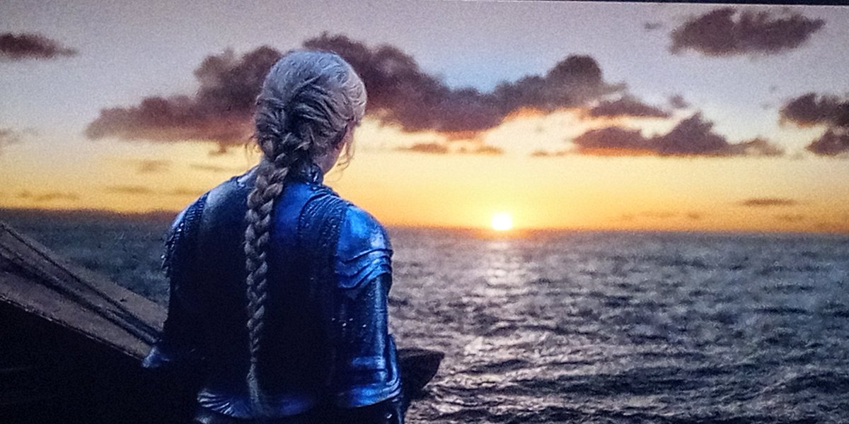 KatieSpencey's tweet photo. Award for best #BattleBraid on TV (ever?!) surely has to go to #RingsOfPower! ๐โ๏ธ https://t.co/vs22g1LFIr