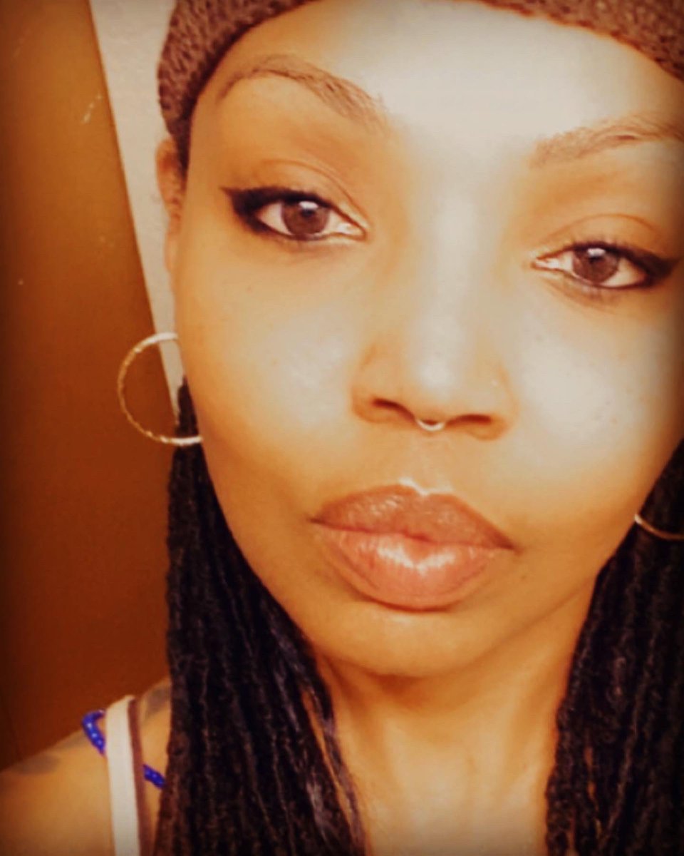 PreciousRants's tweet photo. I am SO glad this #Mercuryretrograde is straightening up… fawwkkk!!! 😩😫 #SelfieSunday #potd #justprec 💛 https://t.co/qELxZCy03V