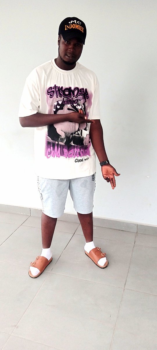 Youngfavour tweet media