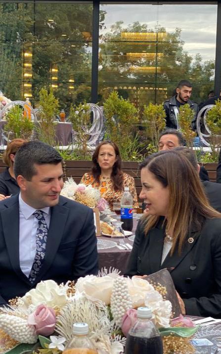 Kardeşlik lafı altı harfe sığdırmış olanlara inat biz ise yere göğe sığdıramıyoruz. Kardeşlik öyle bir denizdir ki dibi bulunmaz, öyle bir sırdır ki, her gönül kaldırmaz, öyle özeldir ki vicdanı olmayan anlamaz! Birliğimiz daim olsun.