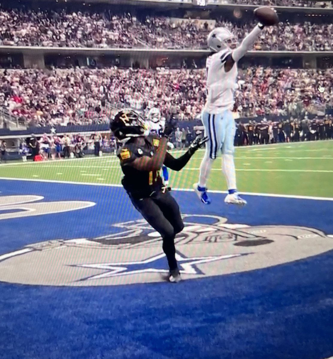 kmess22's tweet photo. Man this Trevon Diggs fella sure does stink! 
#DallasCowboys https://t.co/hayfZ9t8cm