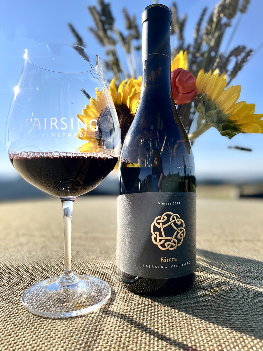 We’re celebrating w/ our Wine Club members this afternoon. 

Center stage is our barrel select 2018 Fáinne Pinot Noir. Hailed by our winemaking team as big, dark, &amp; rich, this wine is testament to a robust vintage. 

Look for release Thanksgiving weekend. #FairsingWines