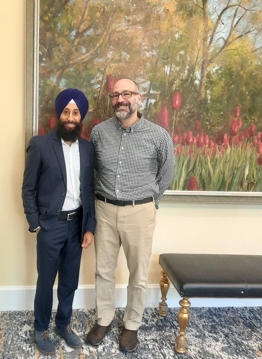 SikhiCouncil's tweet image. Heart touching #WisdomTalks on #interfaithdialogue #displacement #trauma #healing and being in spiritual #diaspora with Rabbi Dr Or Rose @hebrewcollege @AnsariUND @NotreDame founder @SikhiCouncil.