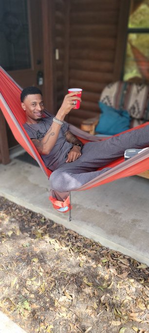 Ether4real_Atl - Life is good mudda sukka 🥃 https://t.co/cTWtbIiYHo