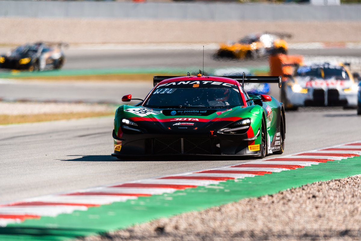 P10 and the top McLaren of the field. What a way to finish 2022 🤩

Report ➡️ olliewilkinsonracing.com/news/wilkinson…

Thank you <a href="/JotaSport/">Jota Sport</a> <a href="/RobBell58/">Rob Bell</a> <a href="/officialmarvink/">Marvin Kirchhöfer</a> We come back stronger in 2023 👊🏼

#GTWorldChEu #McLaren #GT3 #JOTASPORT