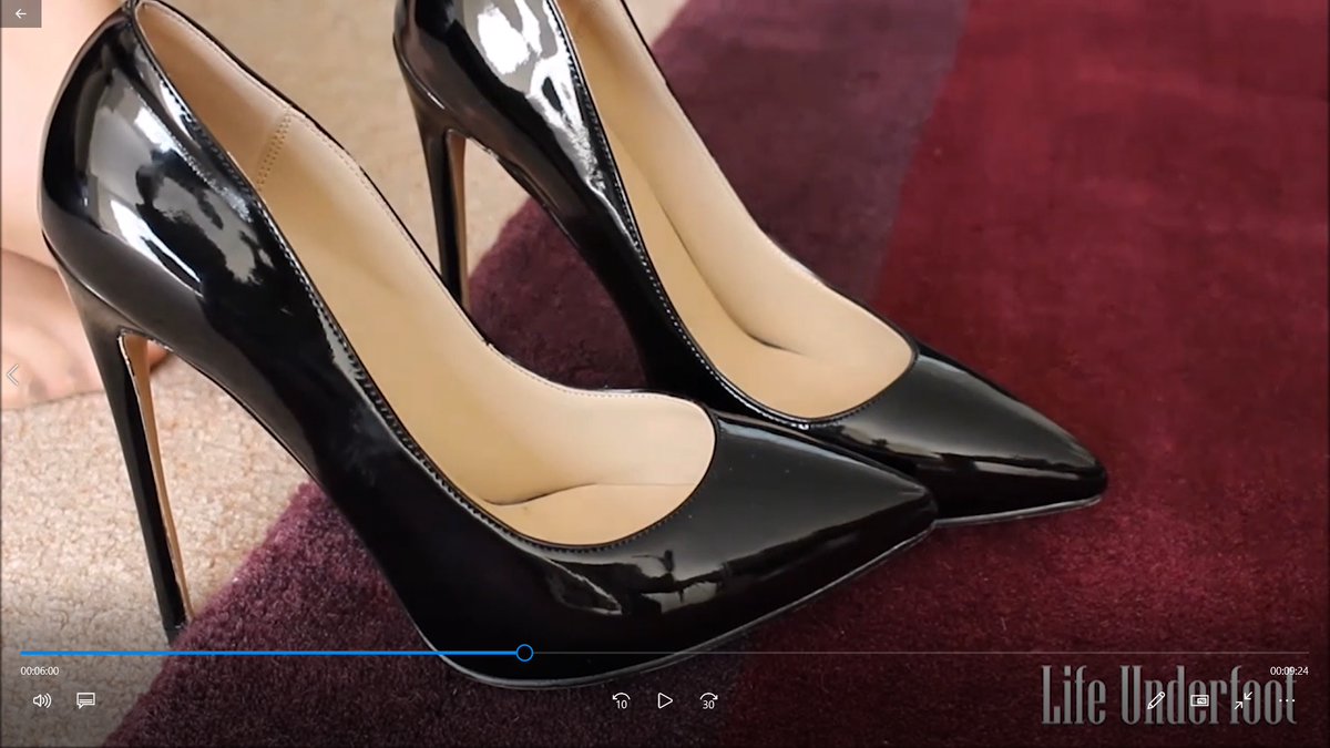 LifeUnderfoot's tweet photo. She knows you have a thing for her killer stiletto heels! 👠👠😍 https://t.co/Mzc45TYKsu #footfetish #shoefetish #footworship #highheelsfetish #femaleboss #milfboss #shoeplay #dangling #heelpopping #englishmilf #femdom #wellwornshoes #pov https://t.co/1V72PZNknu