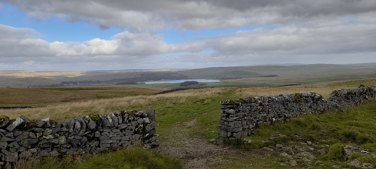 Great e mtb ride on the Settle Loop. Long climb then a brilliant flowing decent perfect on one of the e mtbs we sell.